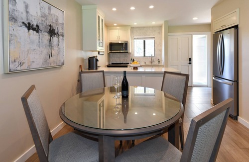 Napa Condo | Napa Golf Course Condo - 2 King Suites + En-Suite Baths - Perfect for 2 couples