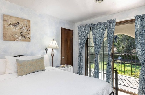Deer Park House | Napa Valley Vineyard Estate with Stunning Views