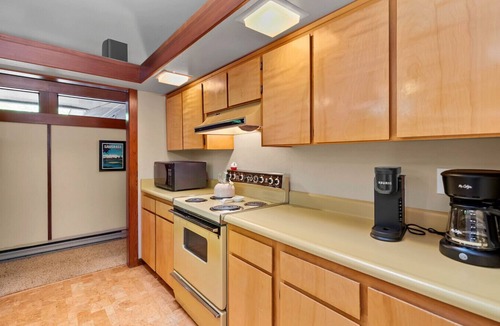 Graeagle Apartment | Nestled in the heart of Graeagle Meadows, Private Fenced Yard, Sleeps 6
