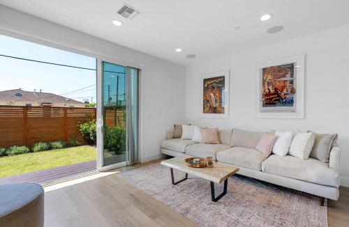 Mid City House | New Listing Mid-City luxury living Villa