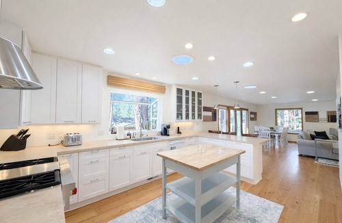 Skyland House | NEW property Private Skyland Beach,Modern Zephyr Cove Retreat,Hot Tub(ZC1034)