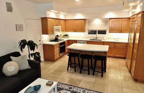 Belmont Shore House | New Remodel, Rooftop Deck, Sleeps 8+