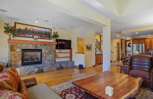 Copper Mountain Village House | NEW! Union Creek 4 Bedroom Townhome #124A
