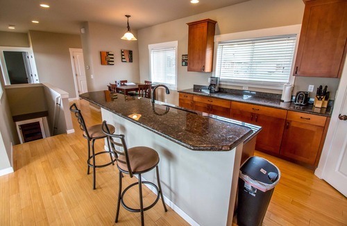 Manson House | Newer Home With Amazing Lake Views, Heated Pool and Game Room. STR Permit #730.
