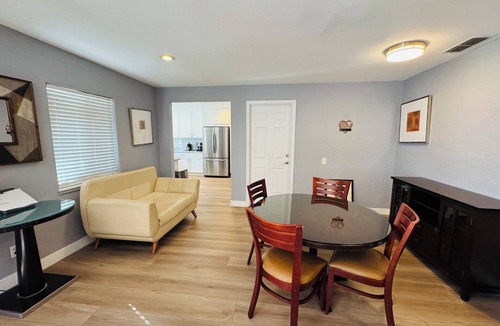 Sacramento House | Newly remodeled, 20 minutes from SMF