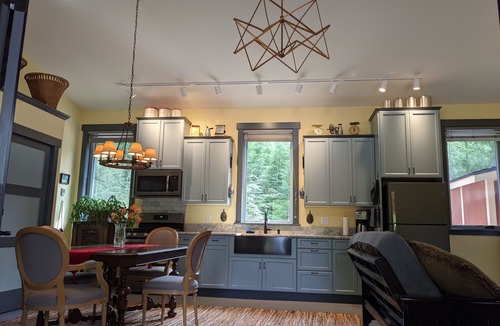Sultan Cottage | Nighthawk Cottage on private lake with dock, hot tub, amenities.