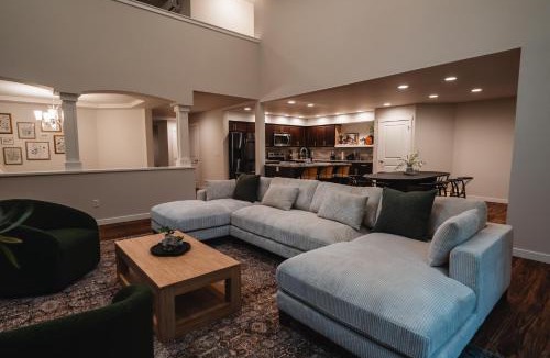 Concrete House | North Cascades Escape- spacious 5-bedroom, family friendly, AC, WiFi