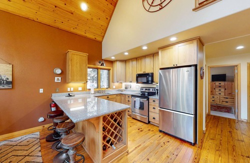 Donner Lake Woods House | North Tahoe Chalet with Private Garage - Walk to Donner Lake
