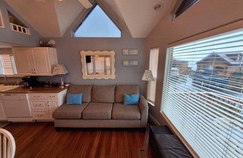 Smith River Cabin | Ocean Cabin 23 is a cozy seaside bungalow with loft, limited ocean views, and private beach.