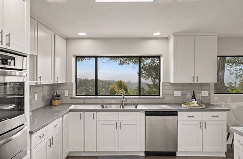 Carmel House | Ocean View 4 Bed 3 Bath Updated Home 30 night min