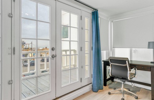 El Porto Apartment | Ocean View Retreat