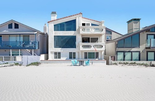 Hollywood Beach House | Oceanfront Home with Giant Picture Windows, Gas Fireplace, and Free WiFi