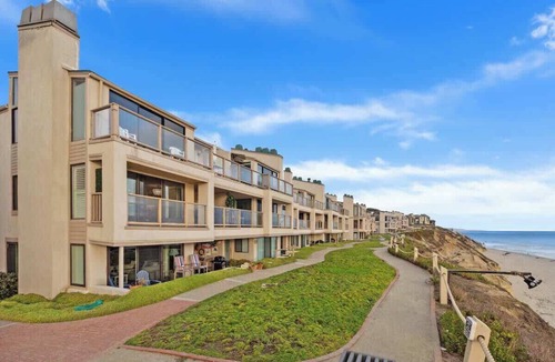 Solana Beach Condo | Oceanfront Luxury Living | Direct Beach Access