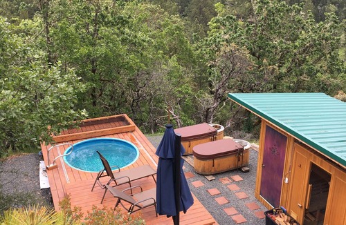 Rogue River House | Off-grid container home on 6 private acres, outdoor soaking tubs and plunge pool
