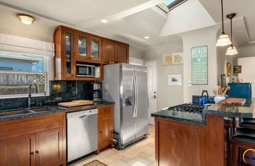 Westside Santa Cruz House | Ohana