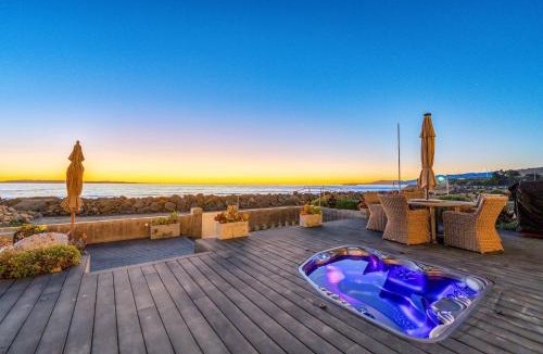 Ventura House | On The Sand Great For Families Amazing Views Spa