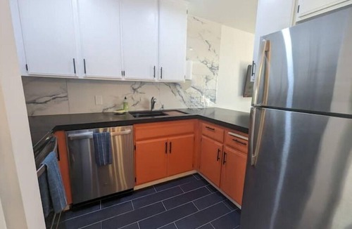 Downtown Palm Springs Condo | PalmSpringsBNB - Renovated 1Bd with Amazing Views