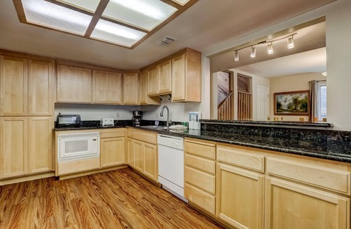 Al Tahoe House | Paloma Place - Hot Tub | Game Room | Pool Table
