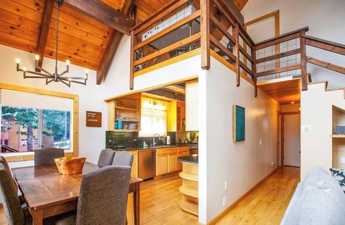 McKinney Estates Cabin | Paradigm Chalet - by McKinney/Rubicon Trailhead