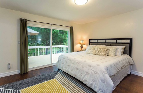 University Park House | Park View 3BR Retreat｜Lush Backyard｜Private Patio & Deck｜Family-Friendly #6915