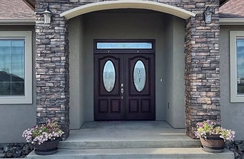 Stratford House | Peaceful 4-bedroom house near lake access with room for multiple boats.