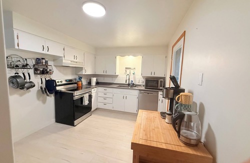 Veradale House | Peaceful and Welcoming 3 bedroom/1.5 bath home conveniently located!