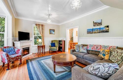 Adelma Beach House | Peaceful Farm Rental in Sequim