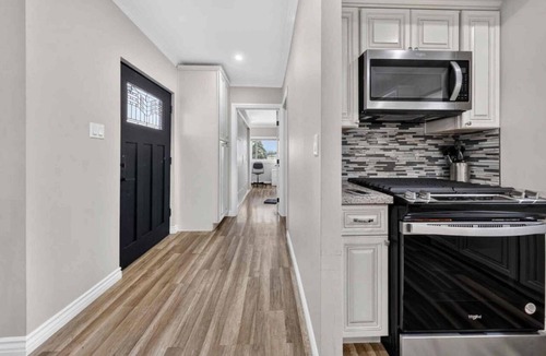 Sunland-Tujunga House | Peaceful Tujunga Retreat Mountain Views Near Universal
