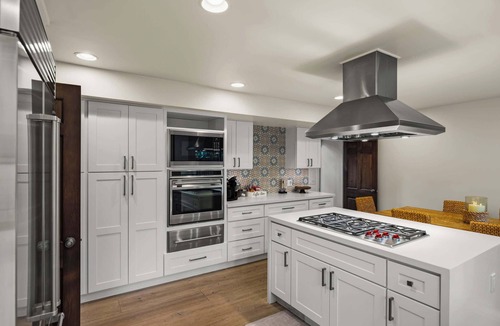 Del Monte Forest House | Pebble Beach Hacienda: 4 bedroom 4 bath close to the Ocean and Golf