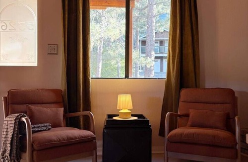 Wrightwood Cabin | Pine & Peak | Cozy Cabin Getaway