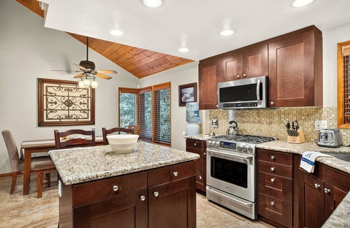 Cedar Glen Cabin | Pine-View Cabin Game Room + Fire Pit + Trail Access | Whispering Pines