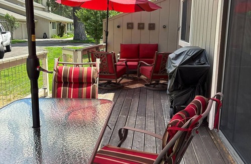 Plumas Eureka Estates House | Pine View Cottage - 80 Ponderosa