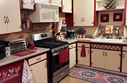 Sierra Tract House | Pinter Pines | Hot Tub | BBQ | Mini Golf
