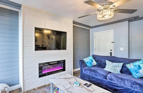 Downtown House | Pismo Beach Condo < Walk to Beach & Wineries!
