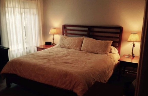 Playa Del Rey Condo | Playa Del Rey Near The Beach! Spacious 1 BR/1.5 Bath. Pool, tennis courts, gym