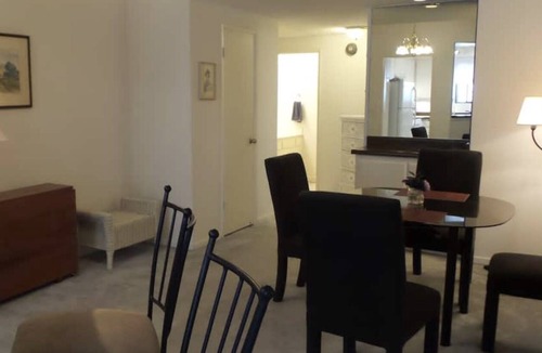 Playa Del Rey Condo | Playa Del Rey Near The Beach! Spacious 1 BR/1.5 Bath. Pool, tennis courts, gym