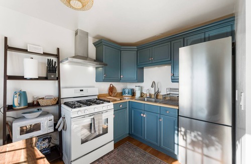 Summerland Cottage | Poppy's Oceanview Cottage | The Chosen Collection