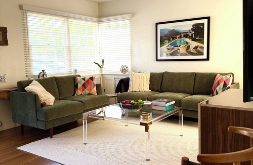 Pasadena House | Preferred Listing! Serene, Cozy, Immaculately renovated 2 bedroom home.