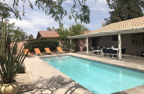 Palm Desert House | Prime Location! Walking distance to El Paseo! Home you have been searching for.