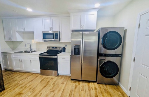 Park Mesa Heights House | Private 1-bdrm 1 bath guesthouse in the heart of Los Angeles with highspeed wifi