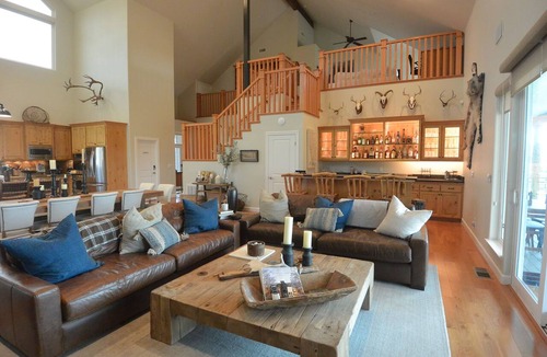 Coarsegold House | Private 100 acre Ranch - short drive to Yosemite and Bass Lake!