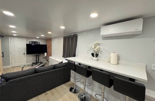 Paradise Valley Apartment | Private 1BR apartment near SF/SFO + EV