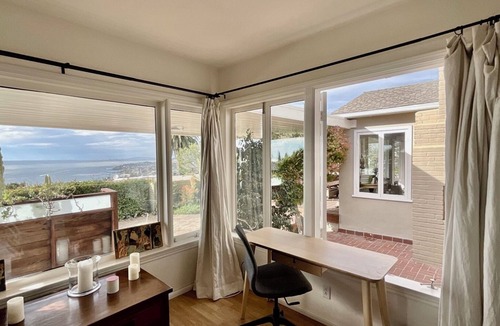 Diamond Crestview House | Private 3b house w/panoramic ocean/canyon views, driveway parking for 5 cars