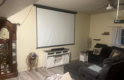 Garberville House | Private Redwood Retreat Creekside Relaxation Theater Room
