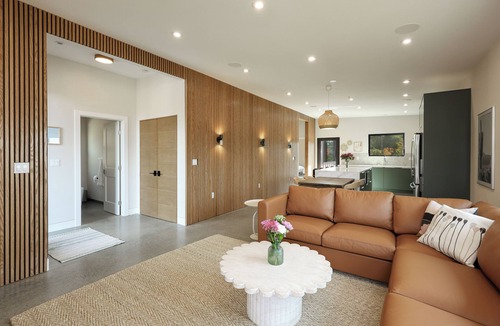 Mount Helix House | Private Spacious Two Bedroom Retreat in Mt Helix