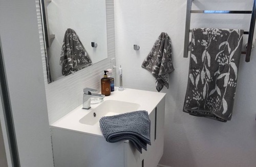 Valley View - Reed House | Private studio for rent in Willow Glen/West San Jose