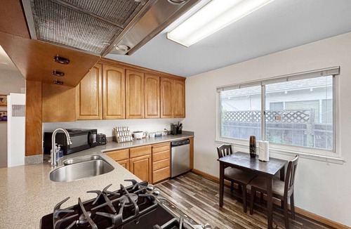 Mountain View House | Quaint, cute two bedroom home