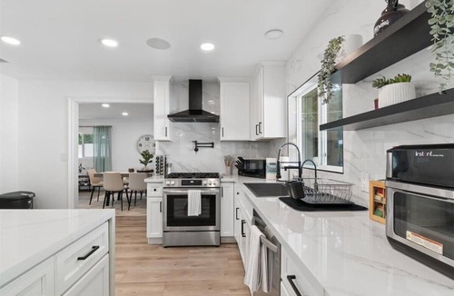 Woodland Hills House | Quiet Canyon Luxury 4BR | Ping Pong & BBQ