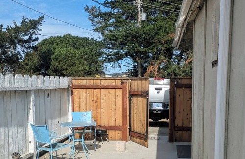 Oceano Apartment | Quiet Studio with Private Yard/Dog-Friendly/Perfect for Travel Contracts