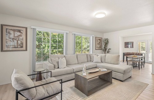 Sunny Valley House | Rancho Azalea, a tranquil ranch getaway!